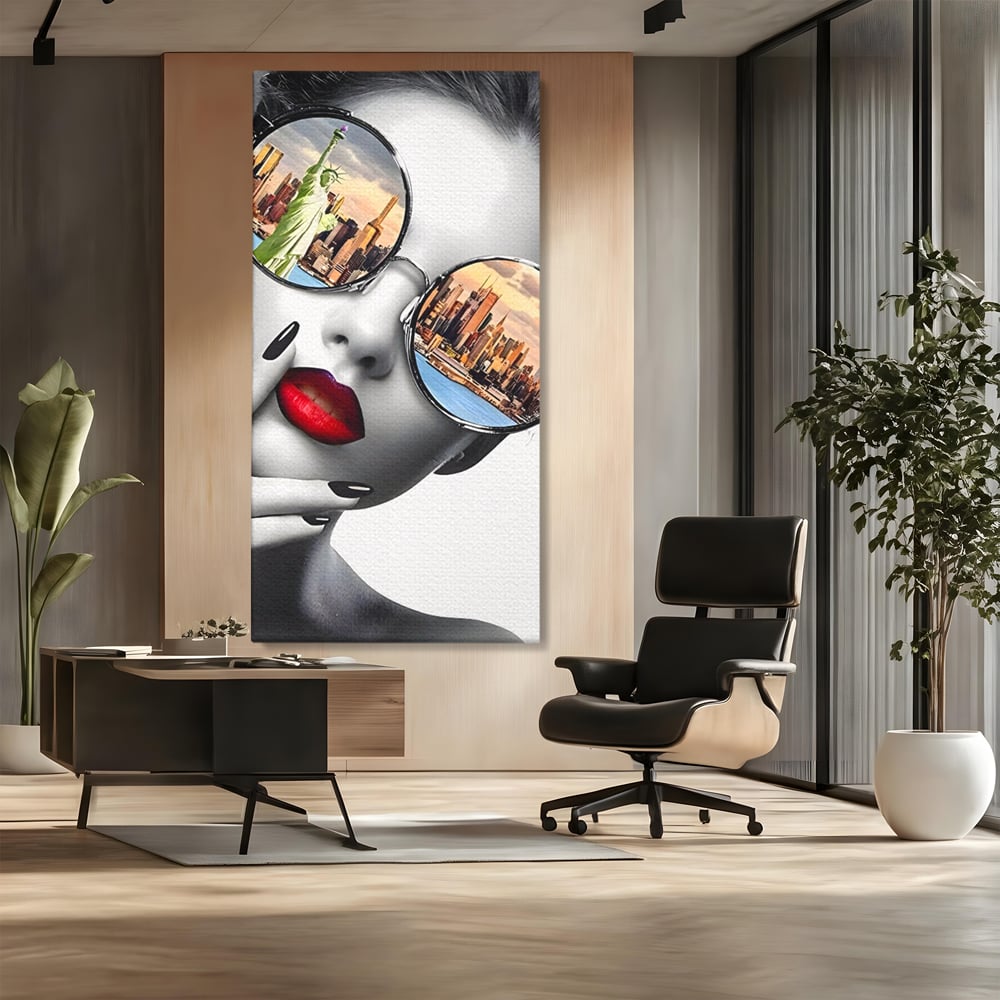 Tablou canvas cu tablou canvas cu portret femeie ochelari, fara rama, pe sasiu de lemn, pe perete intr-un birou